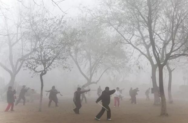 十年后霧霾會(huì)消失嗎？院士：十年內(nèi)難治好霧霾