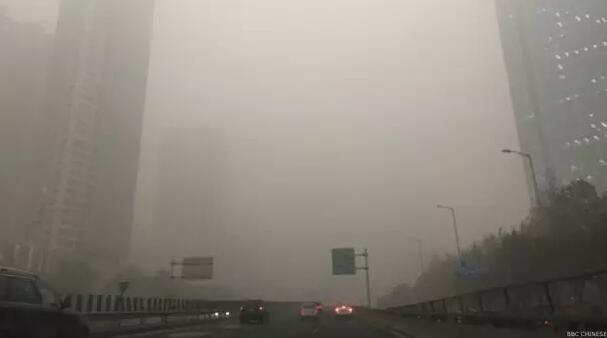 十年后霧霾會(huì)消失嗎？院士：十年內(nèi)難治好霧霾